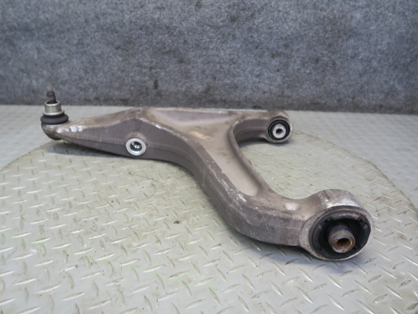 2014-2017 Maserati Ghibli M157 Front Left Upper & Lower Control Arm Set of 2