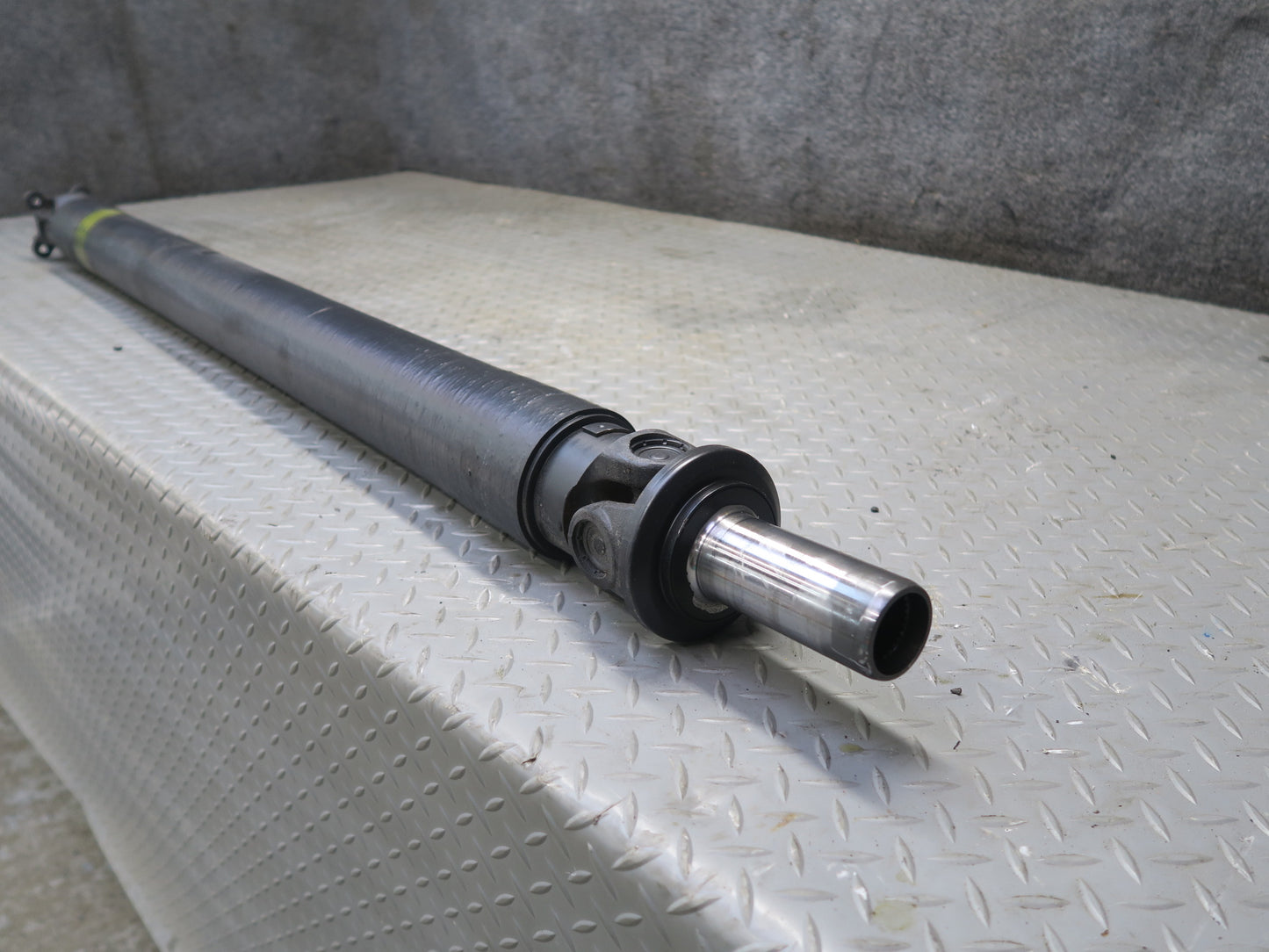 09-20 Nissan Z34 370Z M/T Rear Propeller Drive Shaft Driveshaft 31K Miles OEM