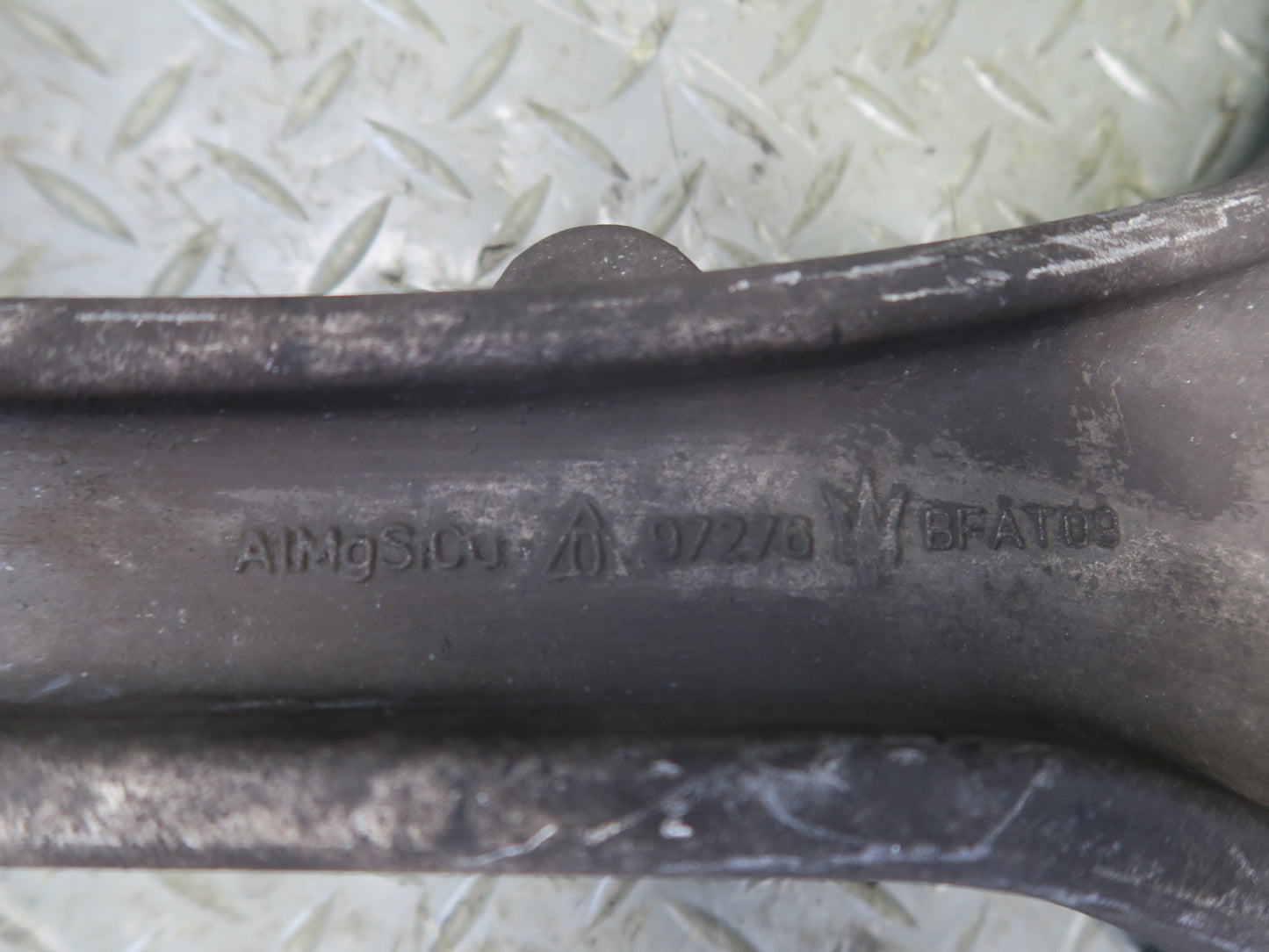 2014-2017 Maserati Ghibli M157 Front Left Upper & Lower Control Arm Set of 2