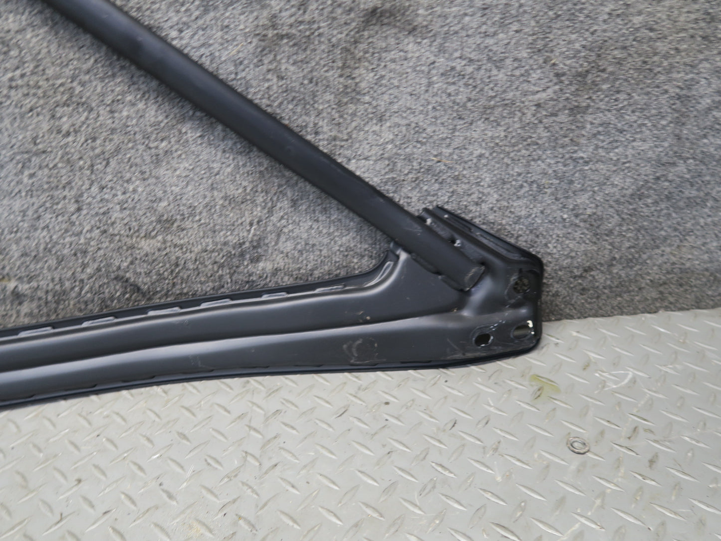 09-20 Nissan Z34 370Z Front Suspension Strut Tower Brace Cross Bar OEM