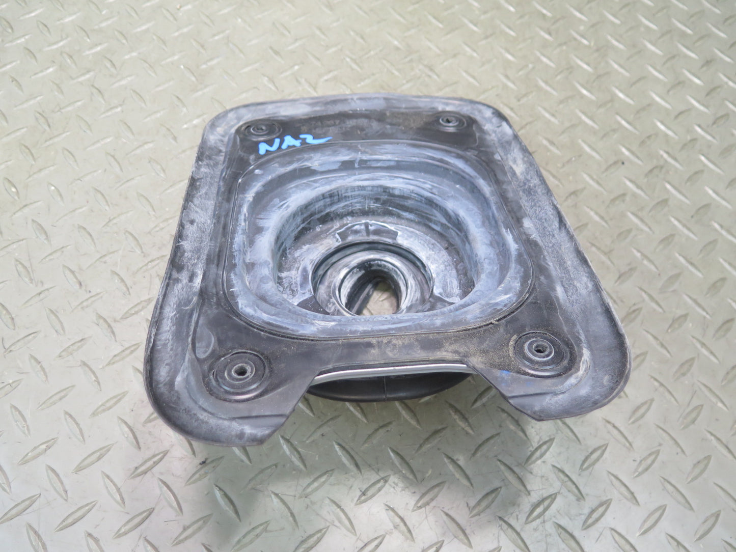 09-20 Nissan Z34 370Z M/T Manual Transmission Shifter Boot 74967-1EA0A OEM