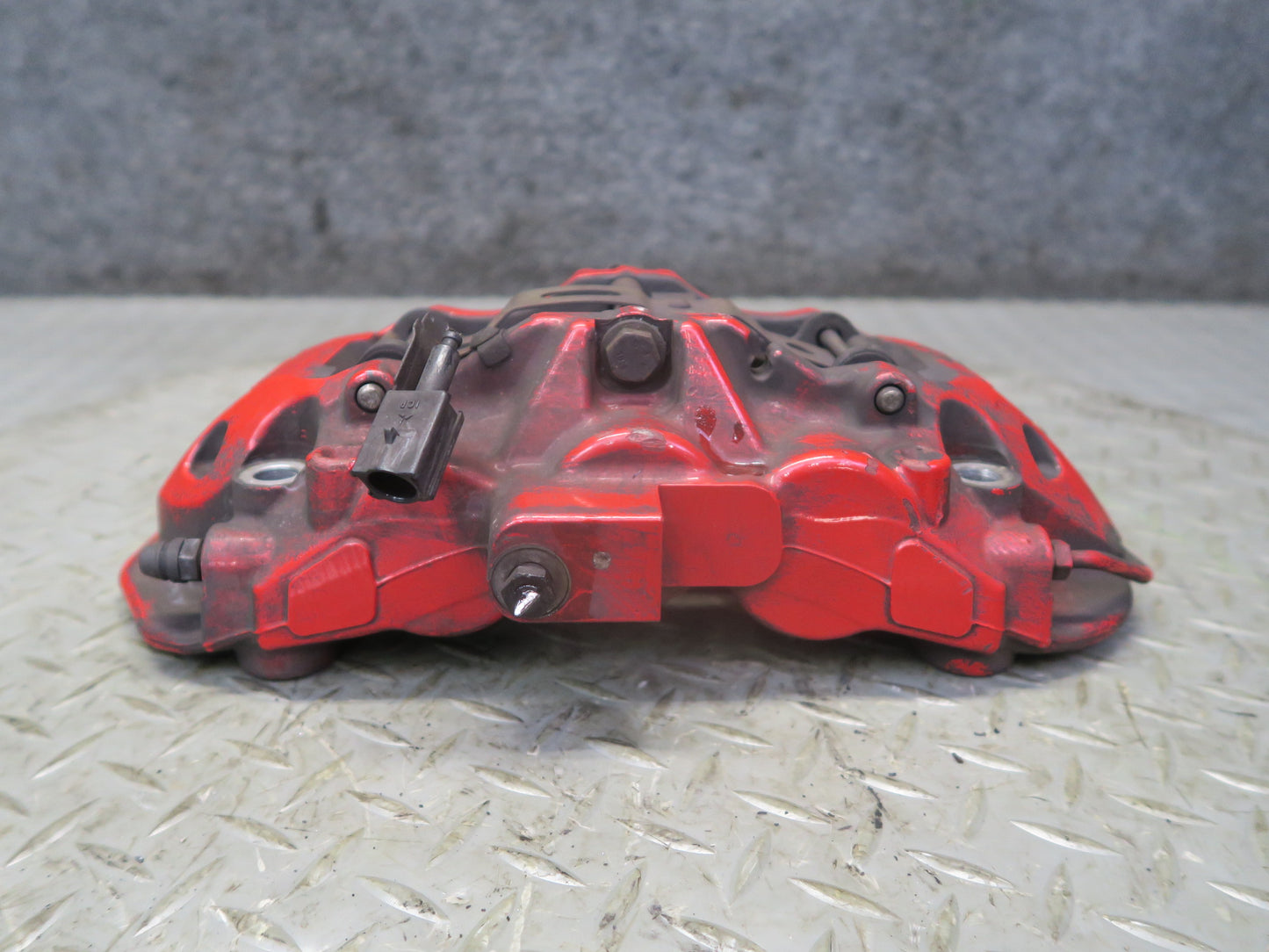 2014-2020 Maserati Ghibli M157 SQ4 AWD Front Left & Right Brake Caliper Set of 2