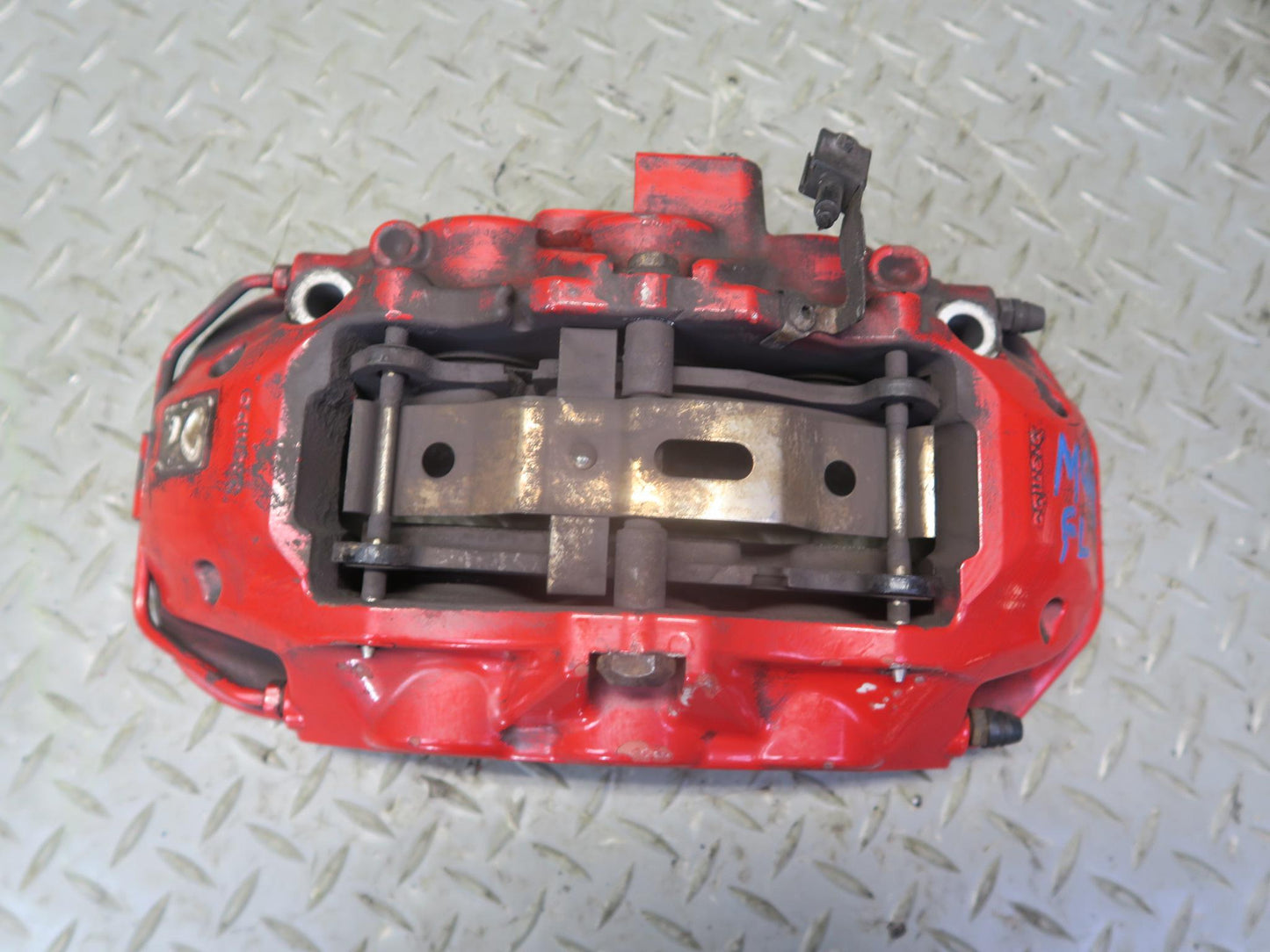 2014-2020 Maserati Ghibli M157 SQ4 AWD Front Left & Right Brake Caliper Set of 2