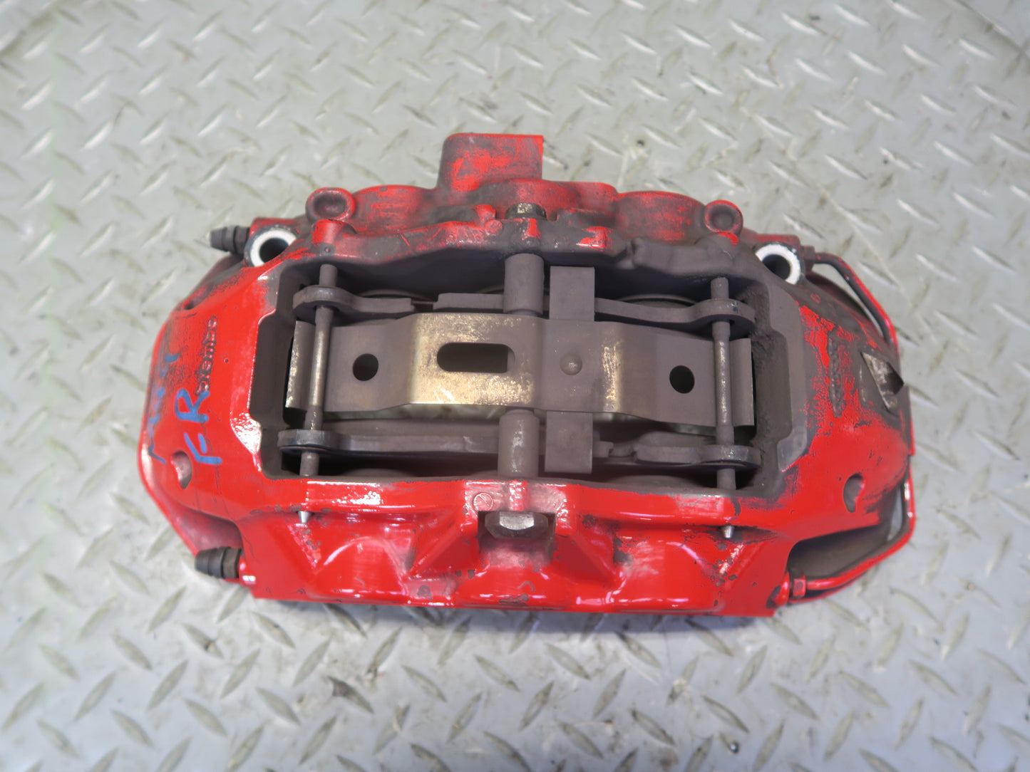 2014-2020 Maserati Ghibli M157 SQ4 AWD Front Left & Right Brake Caliper Set of 2