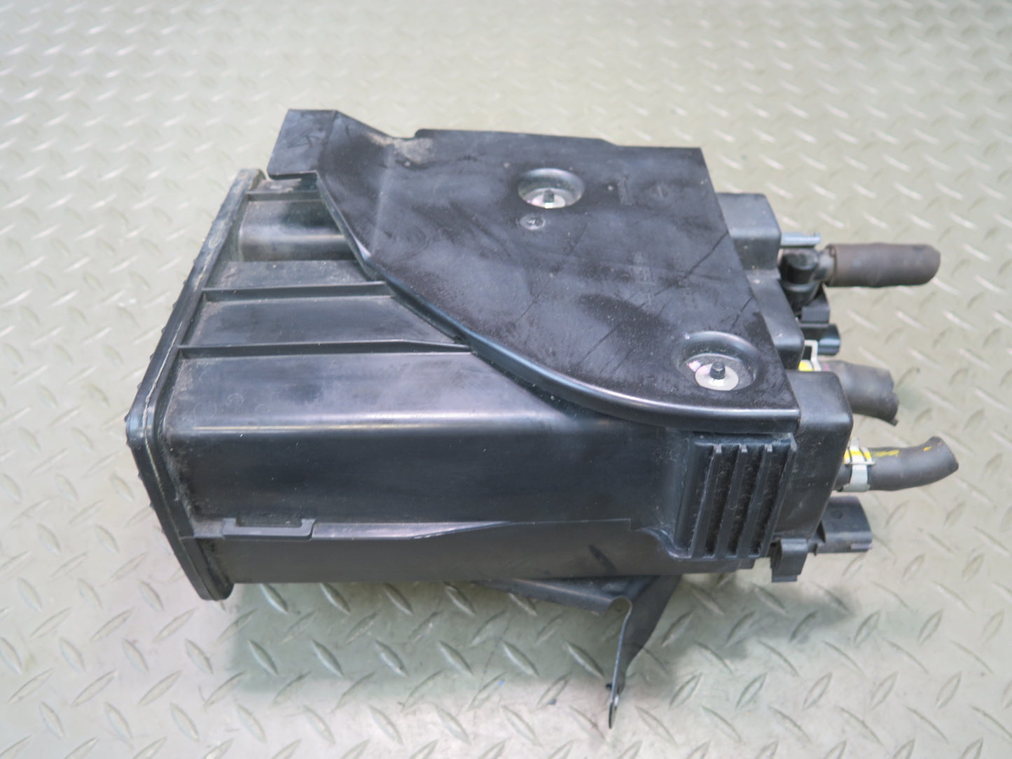 09-20 Nissan Z34 370Z Fuel Evap Vapor Charcoal Canister 14950-AM600 OEM
