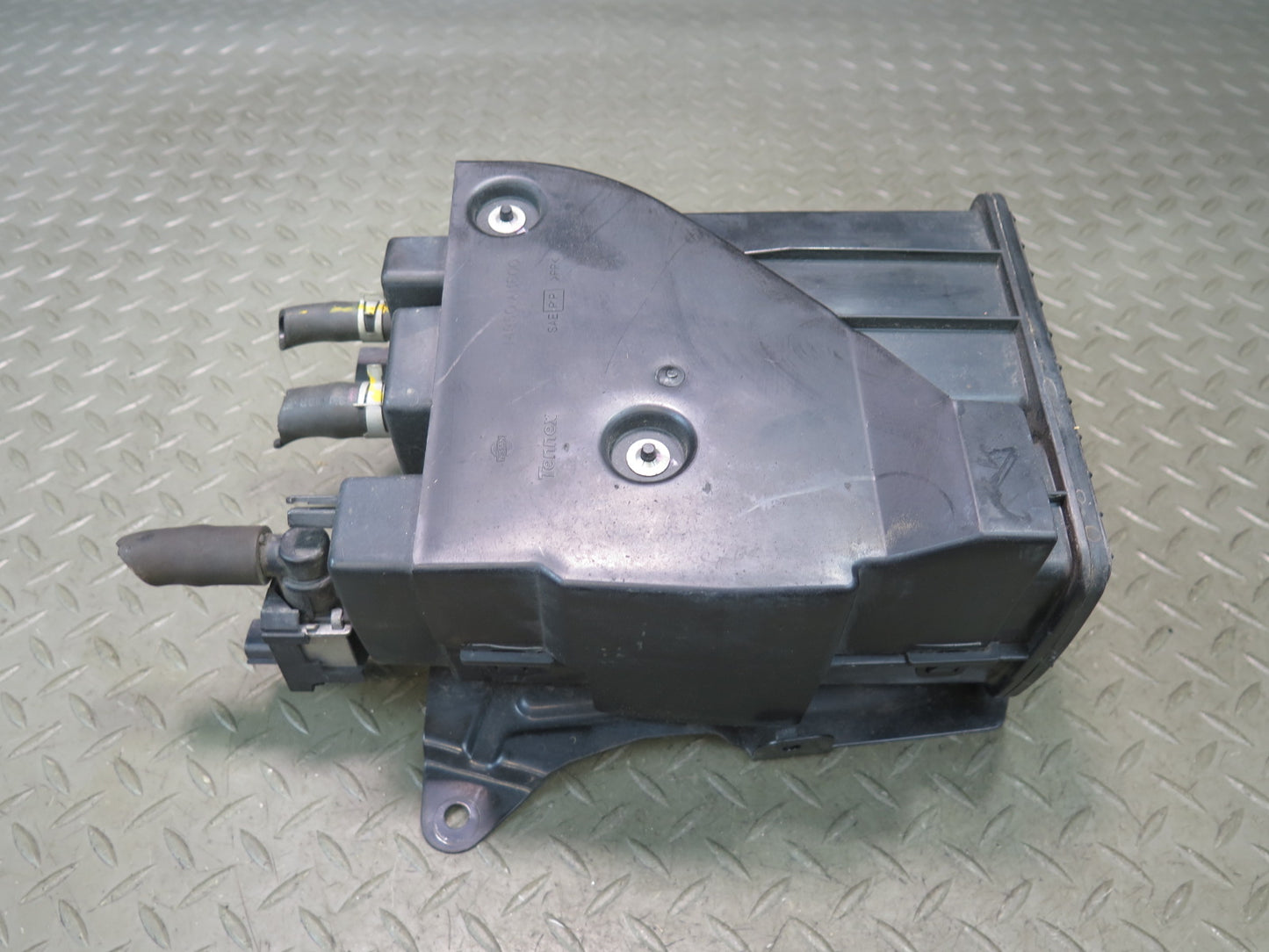 09-20 Nissan Z34 370Z Fuel Evap Vapor Charcoal Canister 14950-AM600 OEM