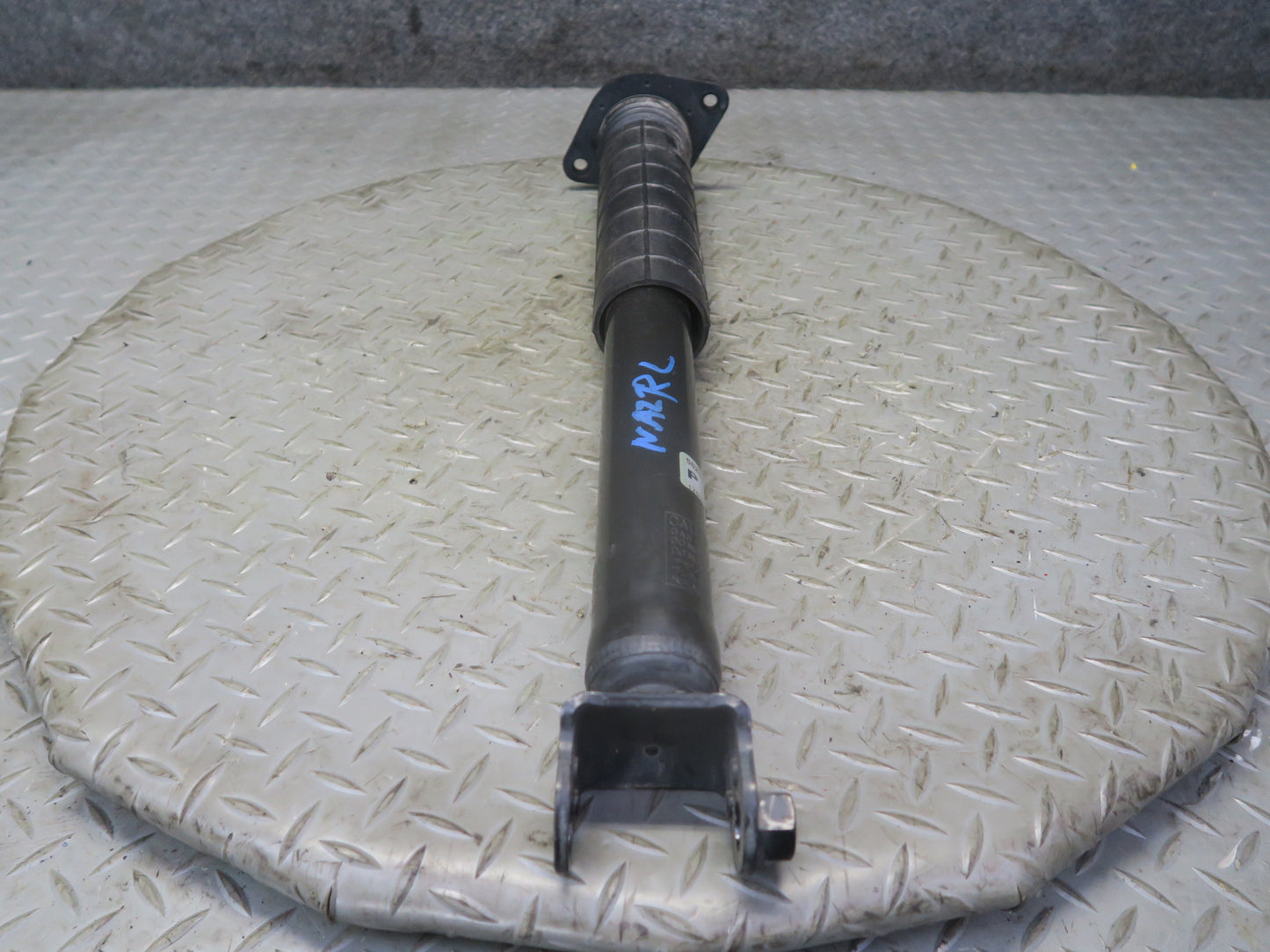 09-14 Nissan Z34 370Z Rear Left & Right Strut Shock Absorber Set 31K Miles OEM