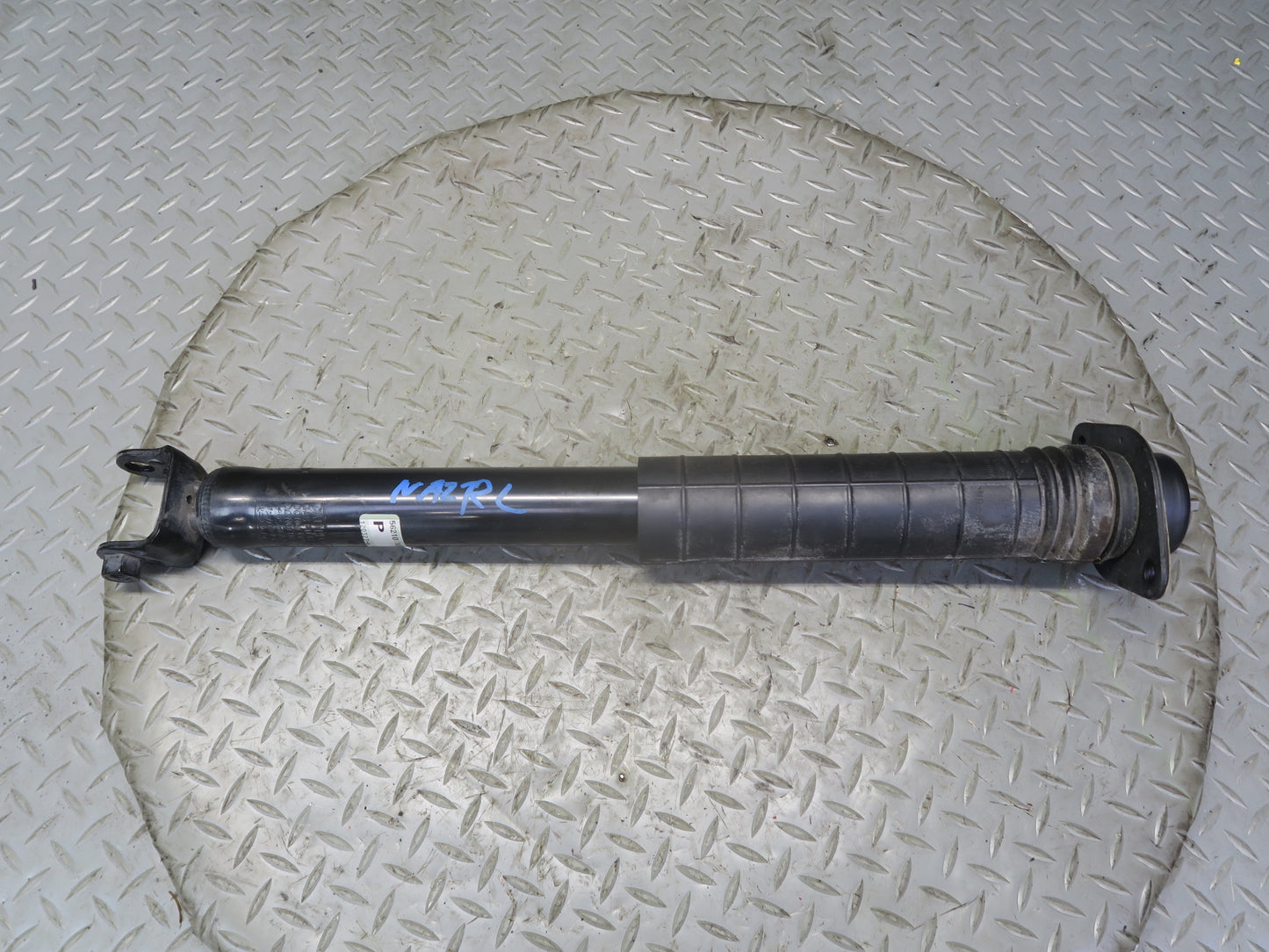 09-14 Nissan Z34 370Z Rear Left & Right Strut Shock Absorber Set 31K Miles OEM