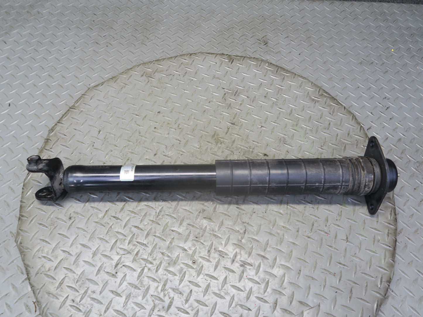 09-14 Nissan Z34 370Z Rear Left & Right Strut Shock Absorber Set 31K Miles OEM