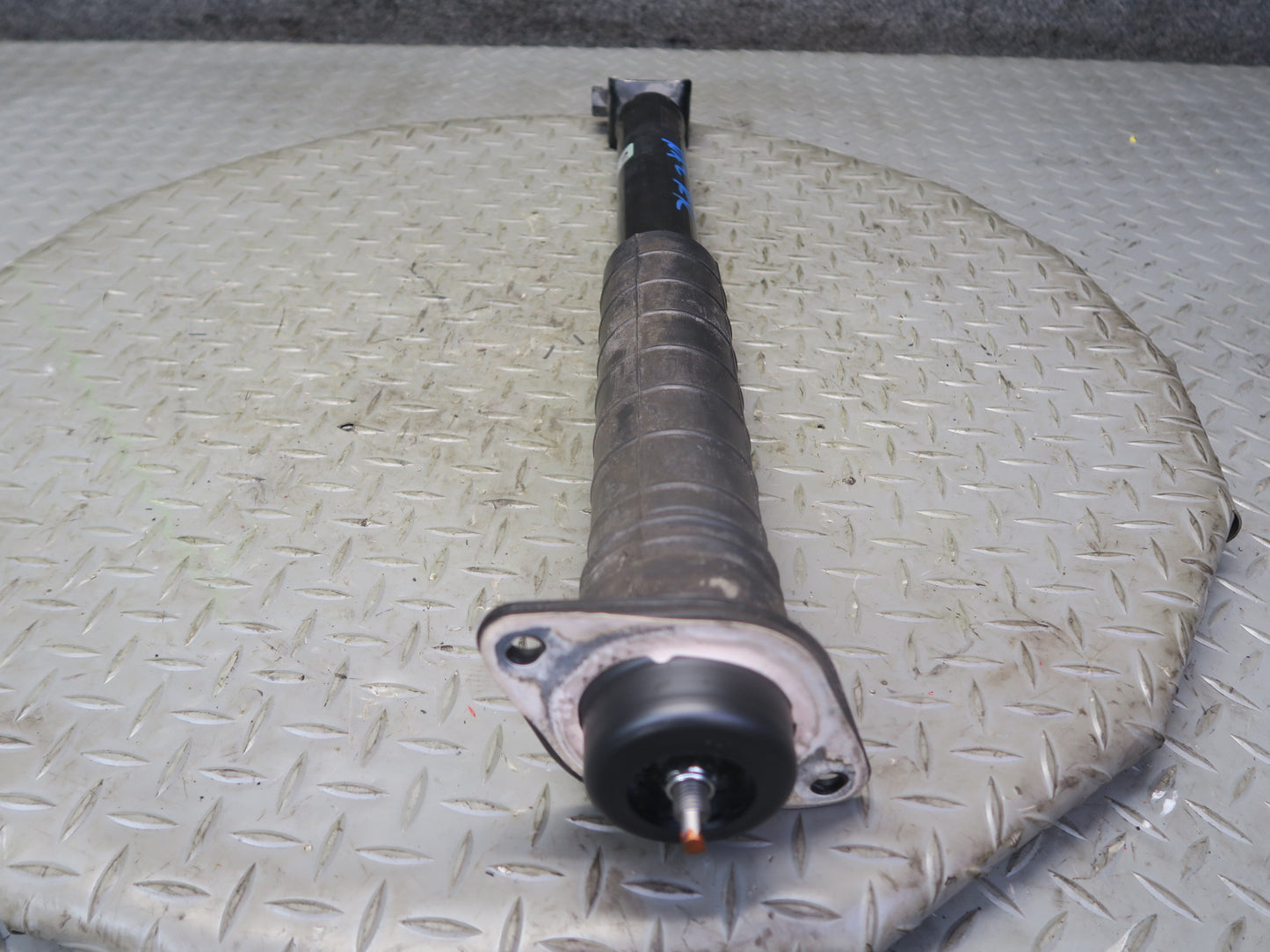 09-14 Nissan Z34 370Z Rear Left & Right Strut Shock Absorber Set 31K Miles OEM