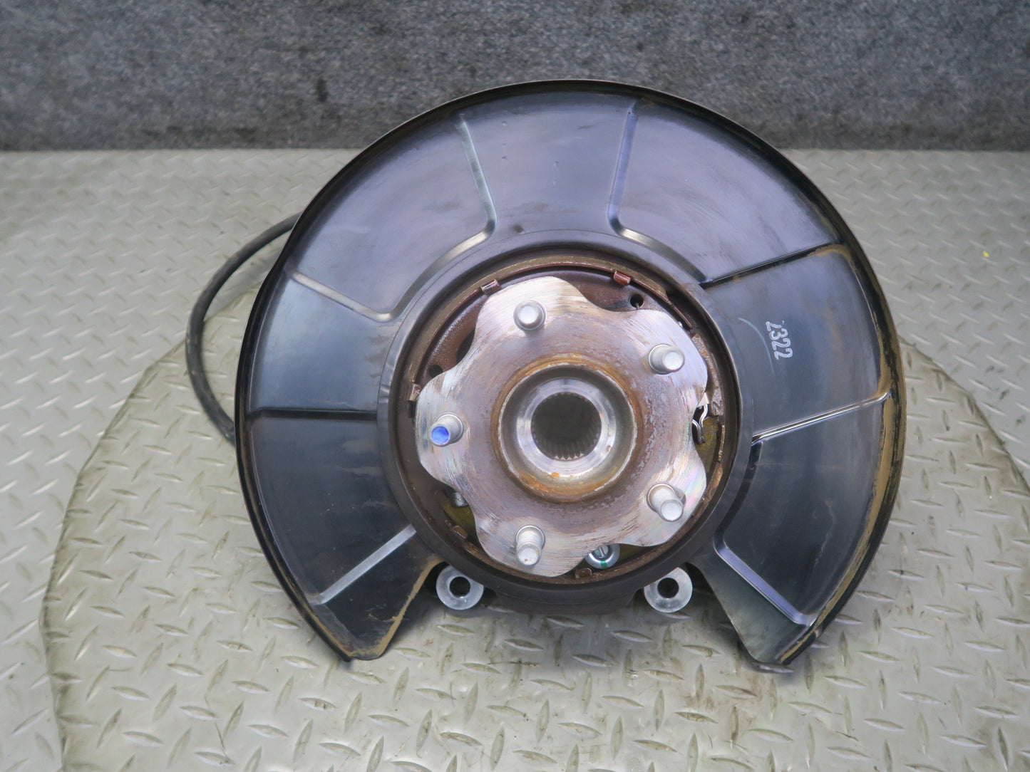 10-12 Nissan 370Z Z34 Rear Left Spindle Knuckle Wheel Hub Bearing 31K Miles OEM