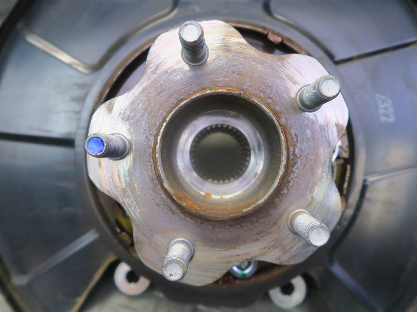 10-12 Nissan 370Z Z34 Rear Left Spindle Knuckle Wheel Hub Bearing 31K Miles OEM