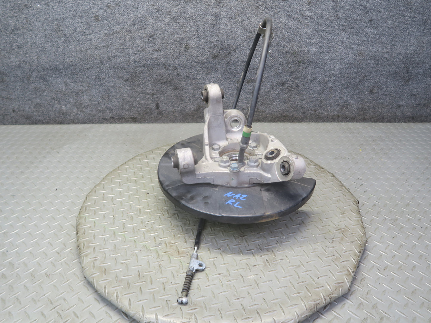 10-12 Nissan 370Z Z34 Rear Left Spindle Knuckle Wheel Hub Bearing 31K Miles OEM