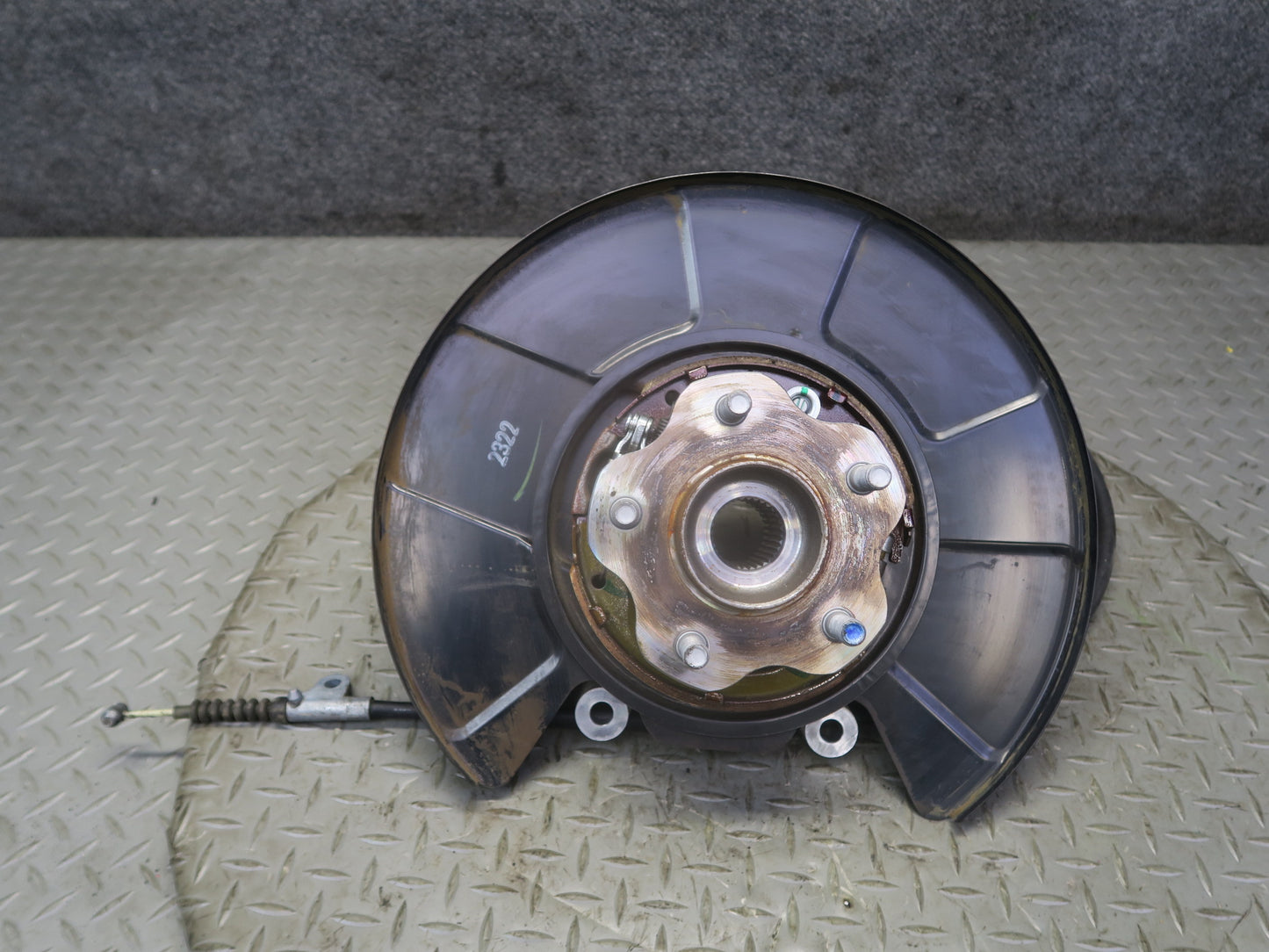 10-12 Nissan 370Z Z34 Rear Right Spindle Knuckle Wheel Hub Bearing 31K Miles OEM