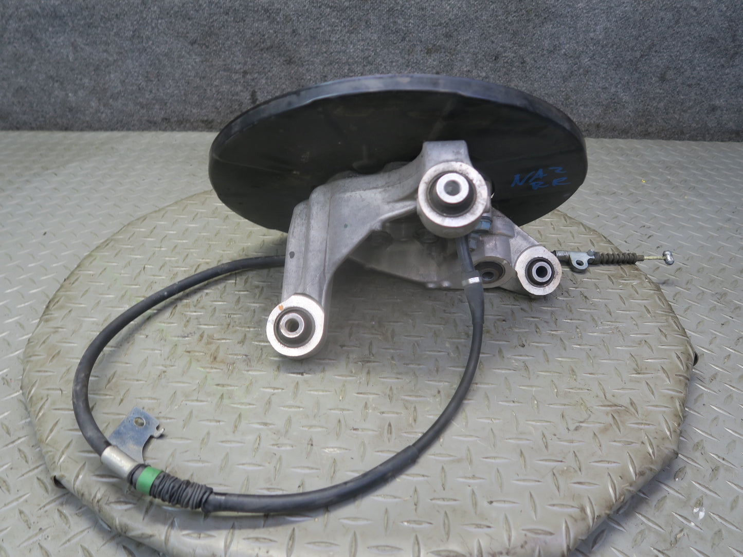 10-12 Nissan 370Z Z34 Rear Right Spindle Knuckle Wheel Hub Bearing 31K Miles OEM