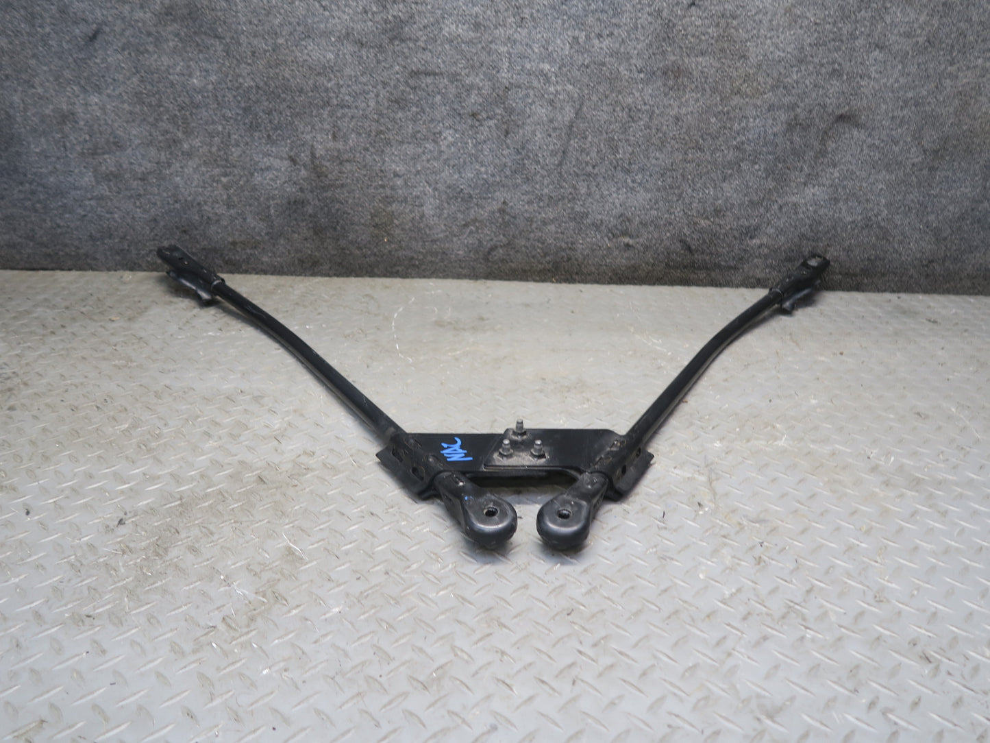 09-20 Nissan Z34 370Z Rear Suspension Subframe Crossmember Brace Bracket OEM