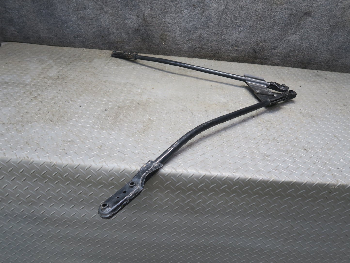 09-20 Nissan Z34 370Z Rear Suspension Subframe Crossmember Brace Bracket OEM