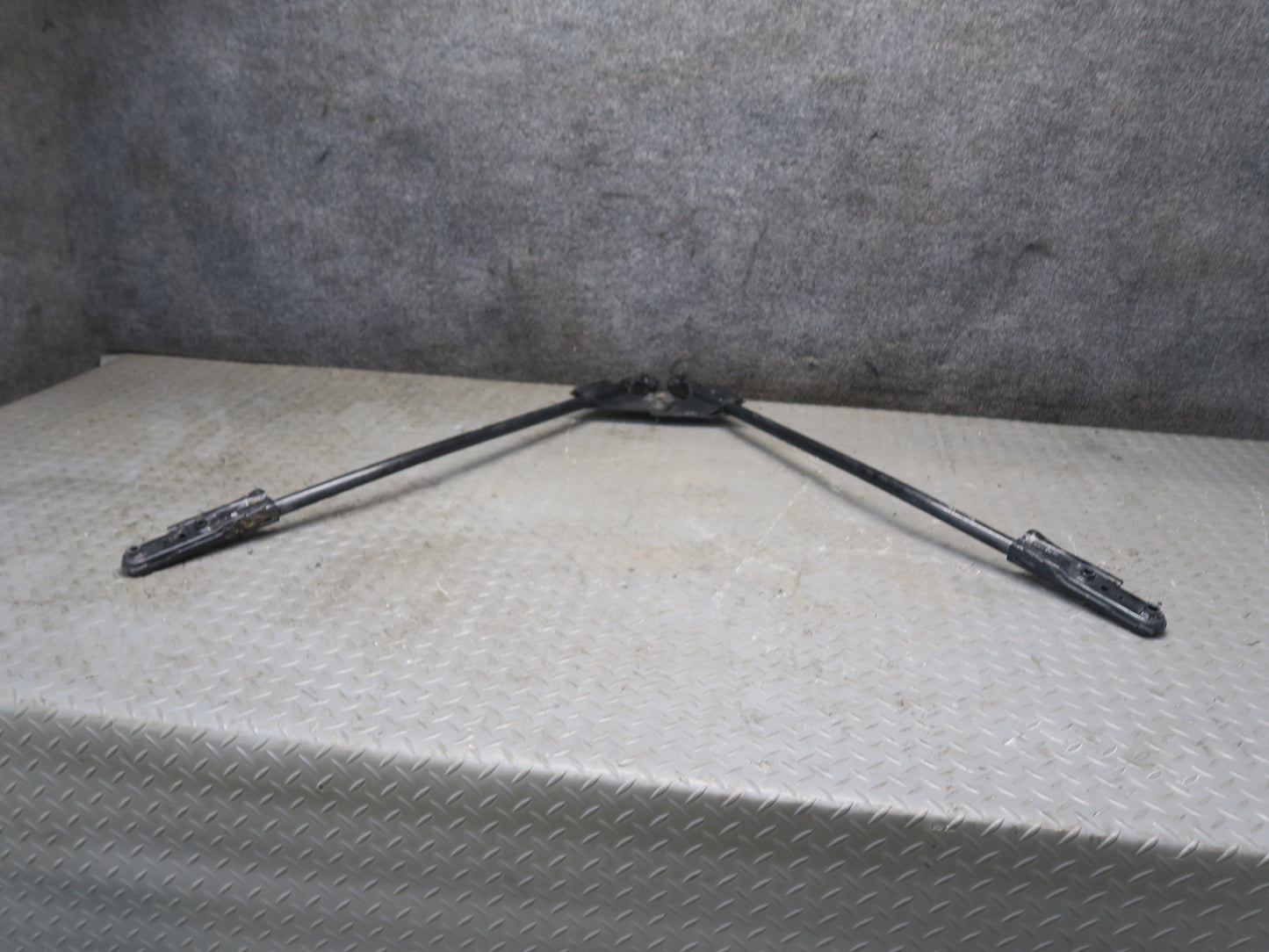 09-20 Nissan Z34 370Z Rear Suspension Subframe Crossmember Brace Bracket OEM