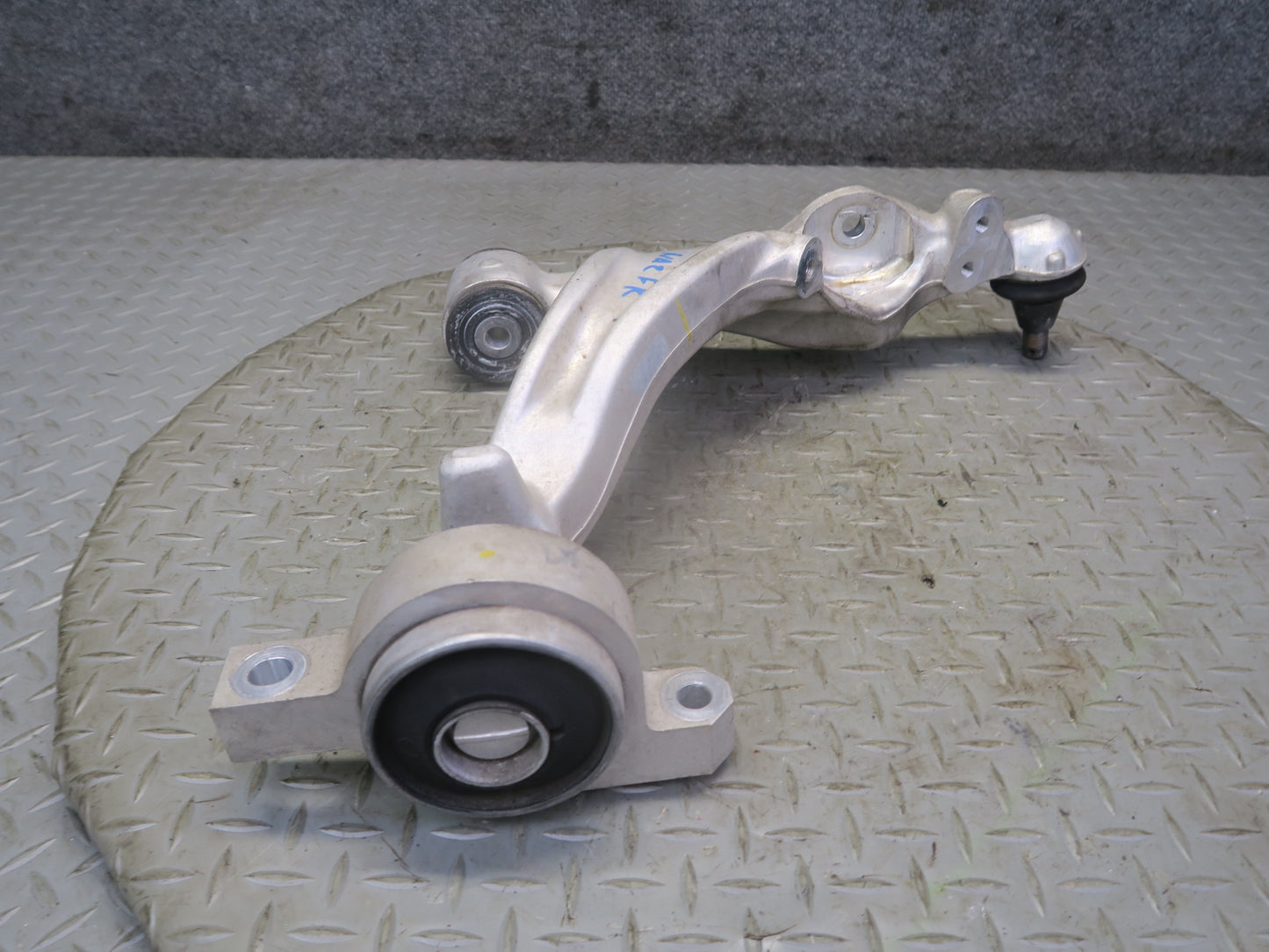 09-20 Nissan Z34 370Z Front Right Upper & Lower Control Arm Set 31K Miles OEM