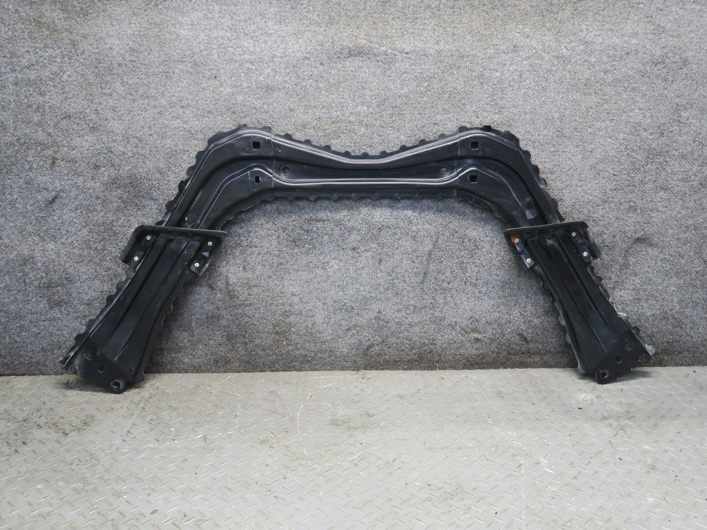 09-20 Nissan Z34 370Z Rear Suspension Crossmember Tunnel Stay Brace 31K Mile OEM