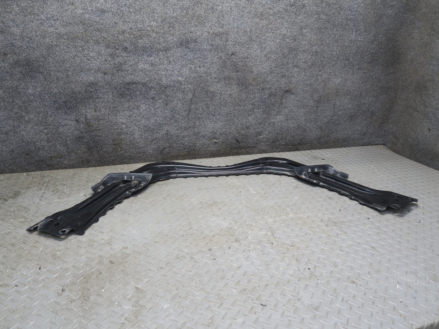 09-20 Nissan Z34 370Z Rear Suspension Crossmember Tunnel Stay Brace 31K Mile OEM