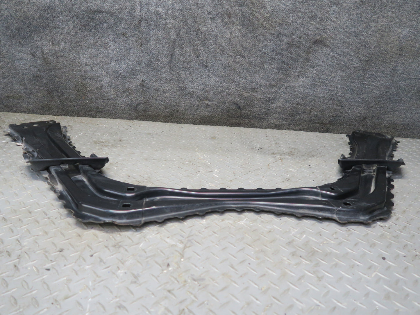 09-20 Nissan Z34 370Z Rear Suspension Crossmember Tunnel Stay Brace 31K Mile OEM