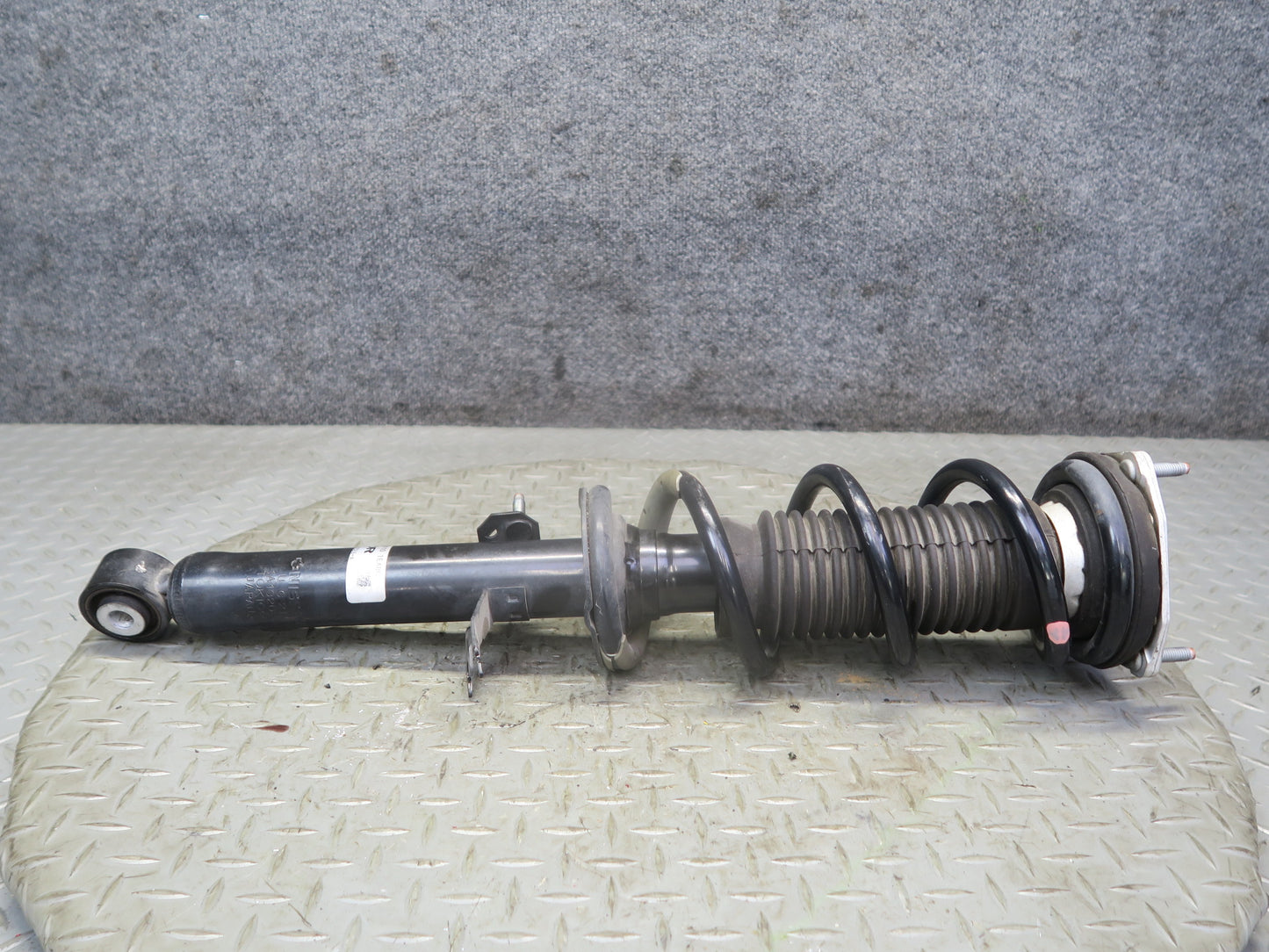 09-15 Nissan Z34 370Z Right Front Shock Strut 56110-1EA0C 31K Miles OEM