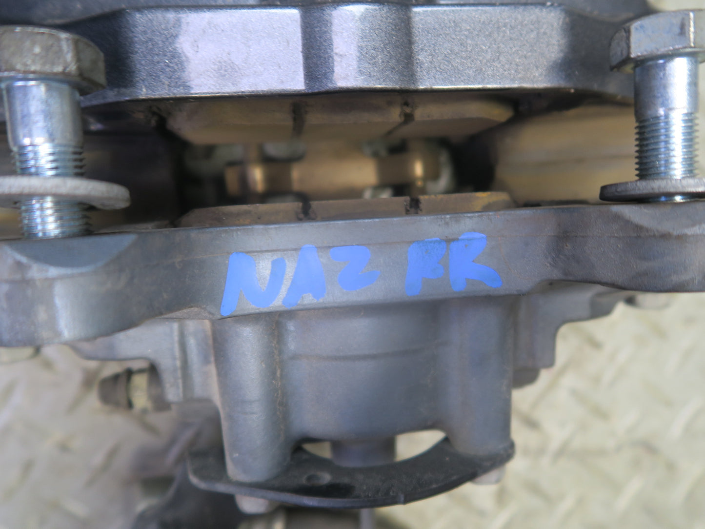 09-12 Nissan Z34 370Z Rear Left & Right Sport Brake Caliper Set Akebono 31K OEM