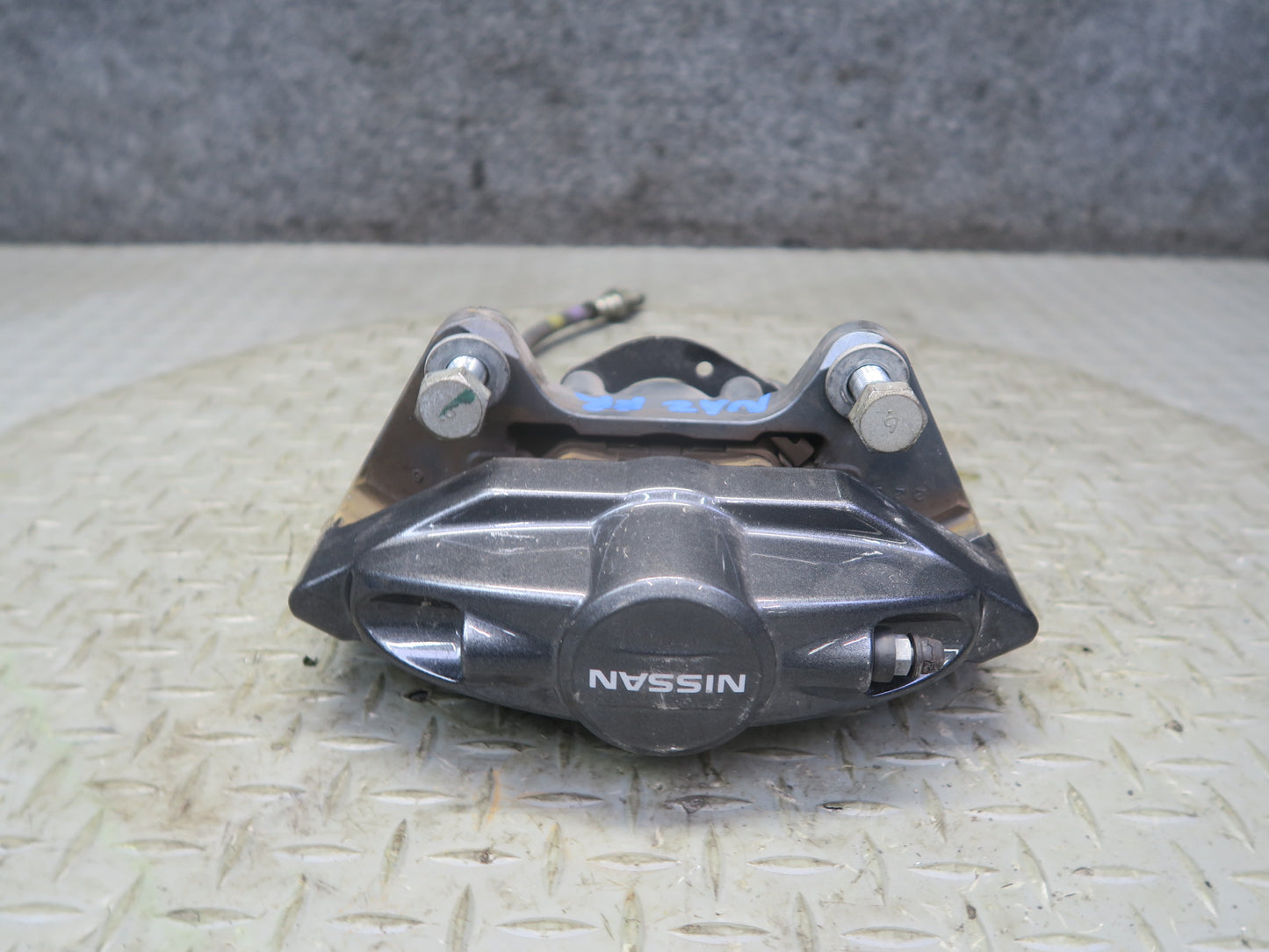 09-12 Nissan Z34 370Z Rear Left & Right Sport Brake Caliper Set Akebono 31K OEM