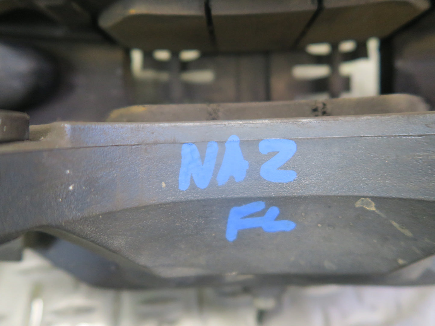 09-12 Nissan Z34 370Z Front Left & Right Sport Brake Caliper Set Akebono 31K OEM