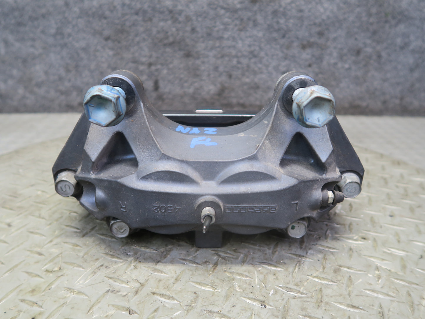 09-12 Nissan Z34 370Z Front Left & Right Sport Brake Caliper Set Akebono 31K OEM