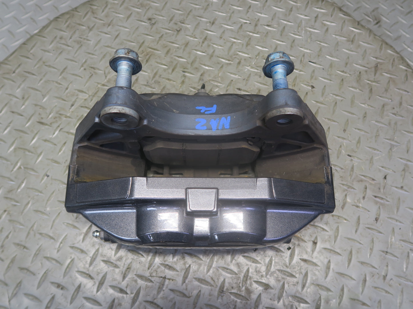 09-12 Nissan Z34 370Z Front Left & Right Sport Brake Caliper Set Akebono 31K OEM