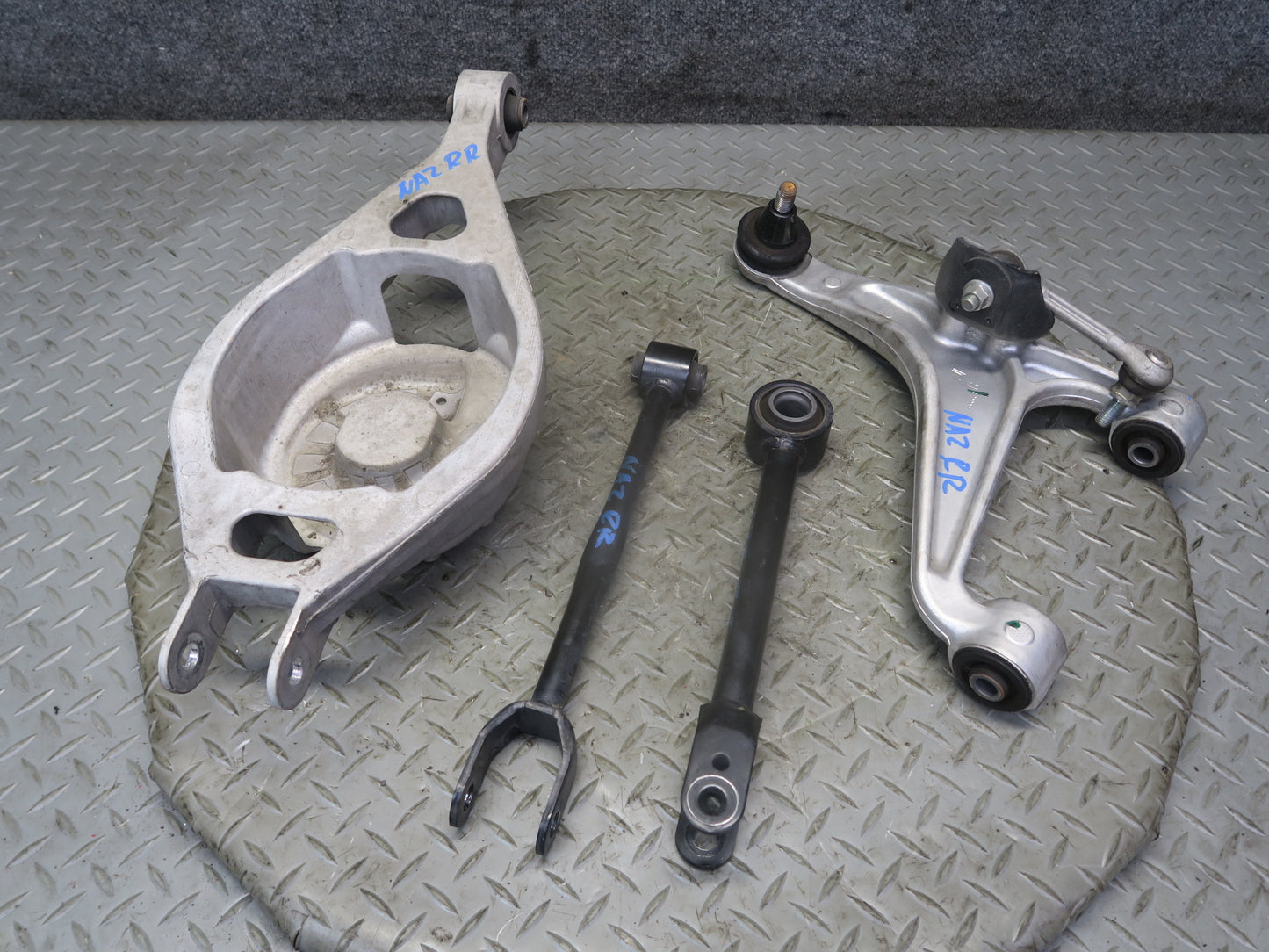 09-20 Nissan 370Z Z34 Set of 4 Rear Right Control Arm 31K Miles OEM