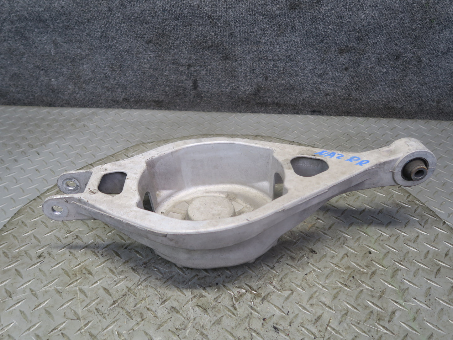 09-20 Nissan 370Z Z34 Set of 4 Rear Right Control Arm 31K Miles OEM