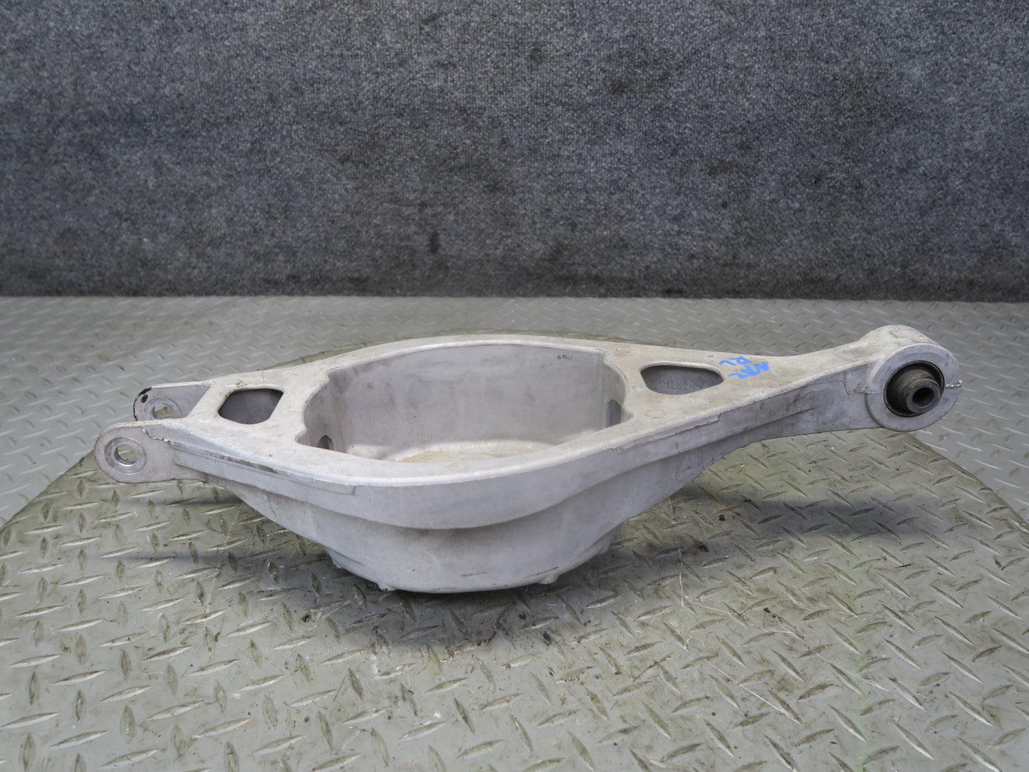 09-20 Nissan 370Z Z34 Set of 4 Rear Left Suspension Upper Lower Control Arm OEM