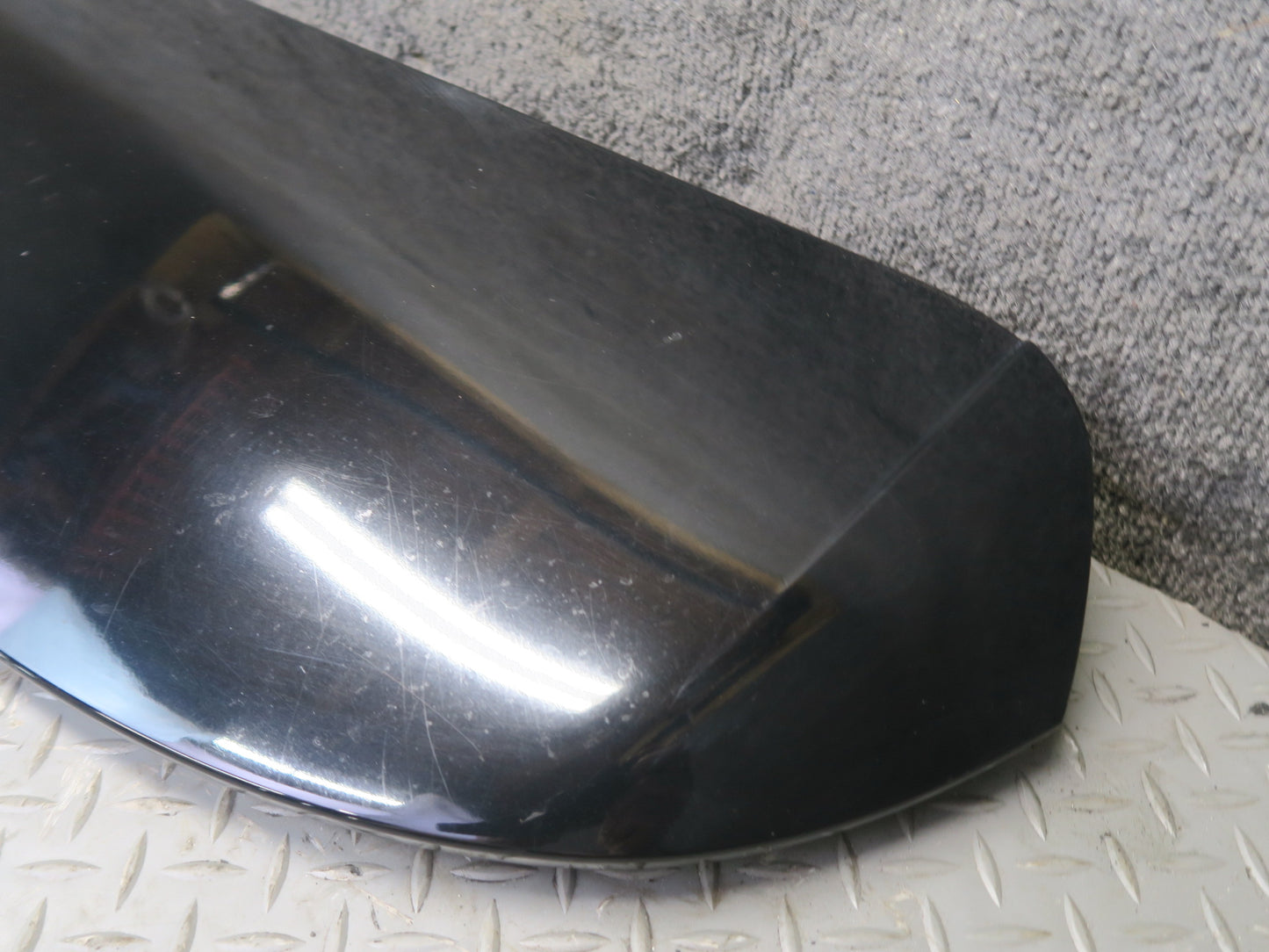 12-15 Mercedes W166 Ml-class Rear Trunk Tailgate Upper Spoiler 1667900088 OEM