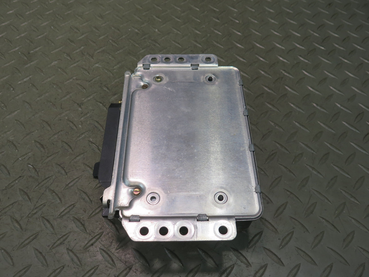 1985-1986 Porsche 928 Ignition Control Module Unit 92861812405