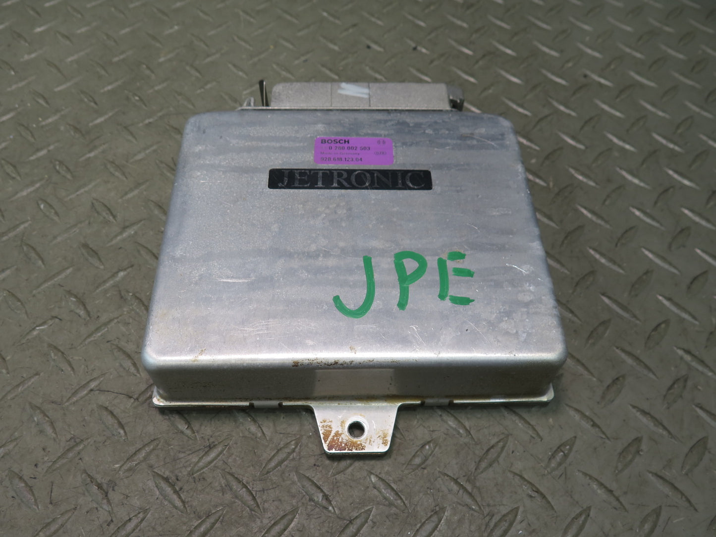 1985-1986 Porsche 928 M28.44 Engine ECU ECM Computer Control Module 92861812304