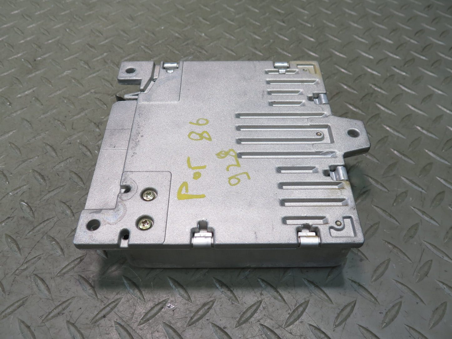 1985-1986 Porsche 928 M28.44 Engine ECU ECM Computer Control Module 92861812304