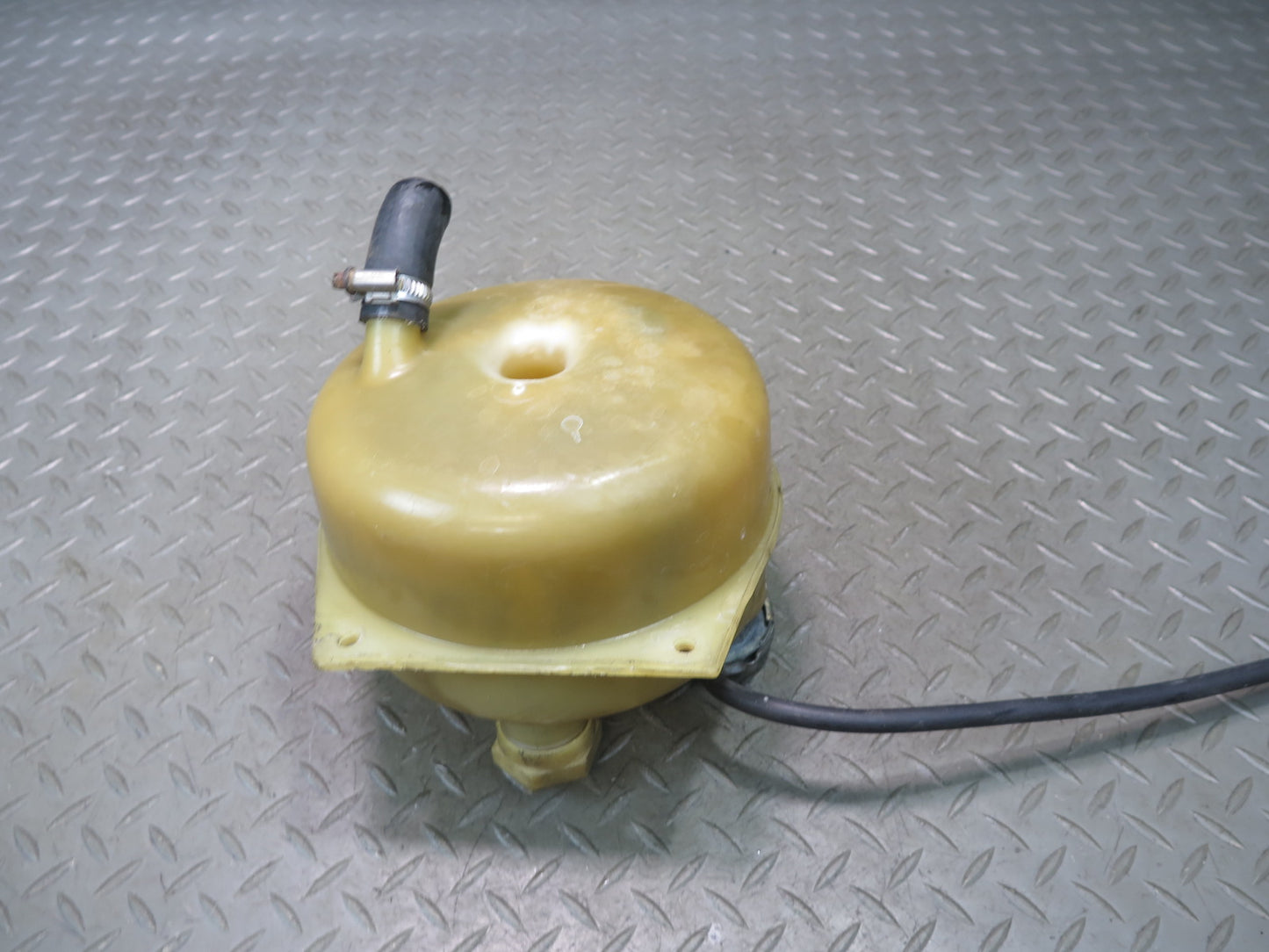 1983-1995 Porsche 928 Engine Coolant Expansion Overflow Reservoir Bottle Tank