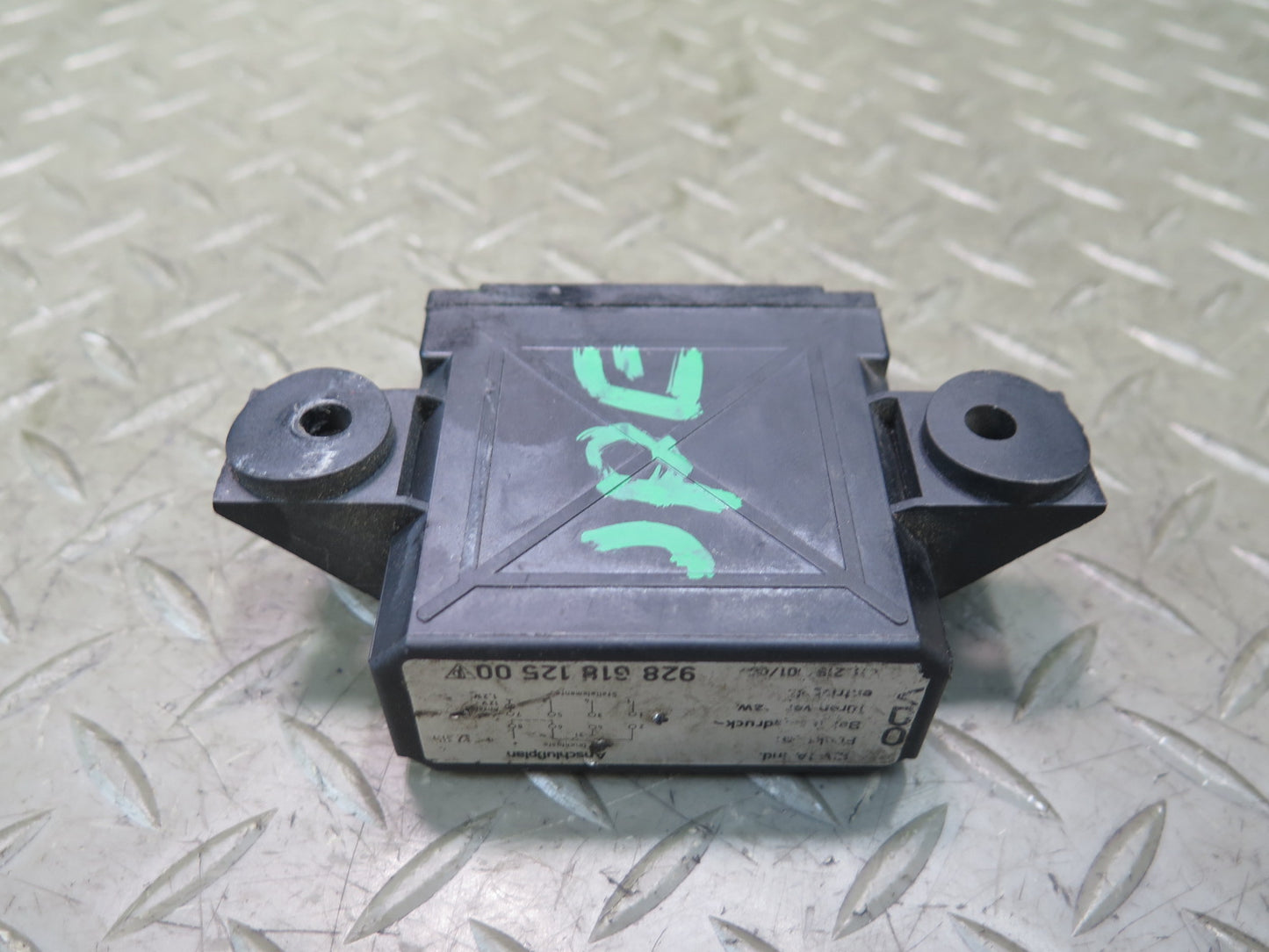 1984-1991 Porsche 928 S Central Door Lock Locking Control Module 92861812500