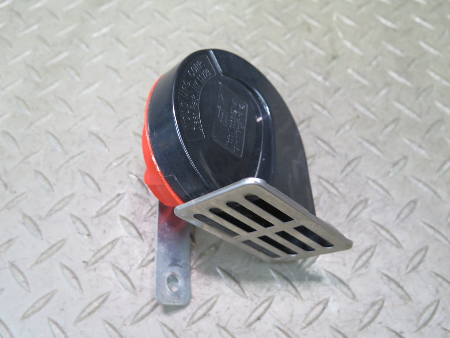 1984-1991 Porsche 928 High & Low Tone Note Pitch Horn Siren Set of 2