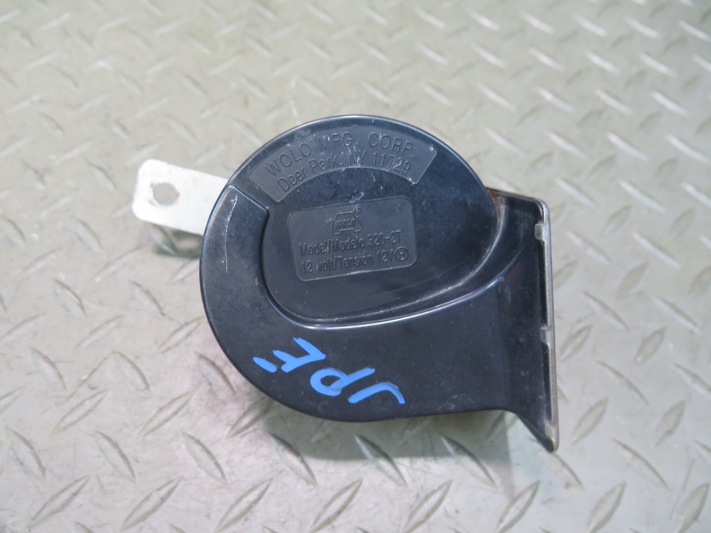 1984-1991 Porsche 928 High & Low Tone Note Pitch Horn Siren Set of 2