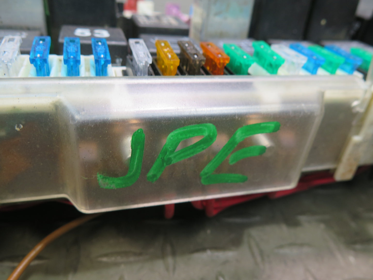 1986 Porsche 928 Fuse Relay Box Module 92861001028