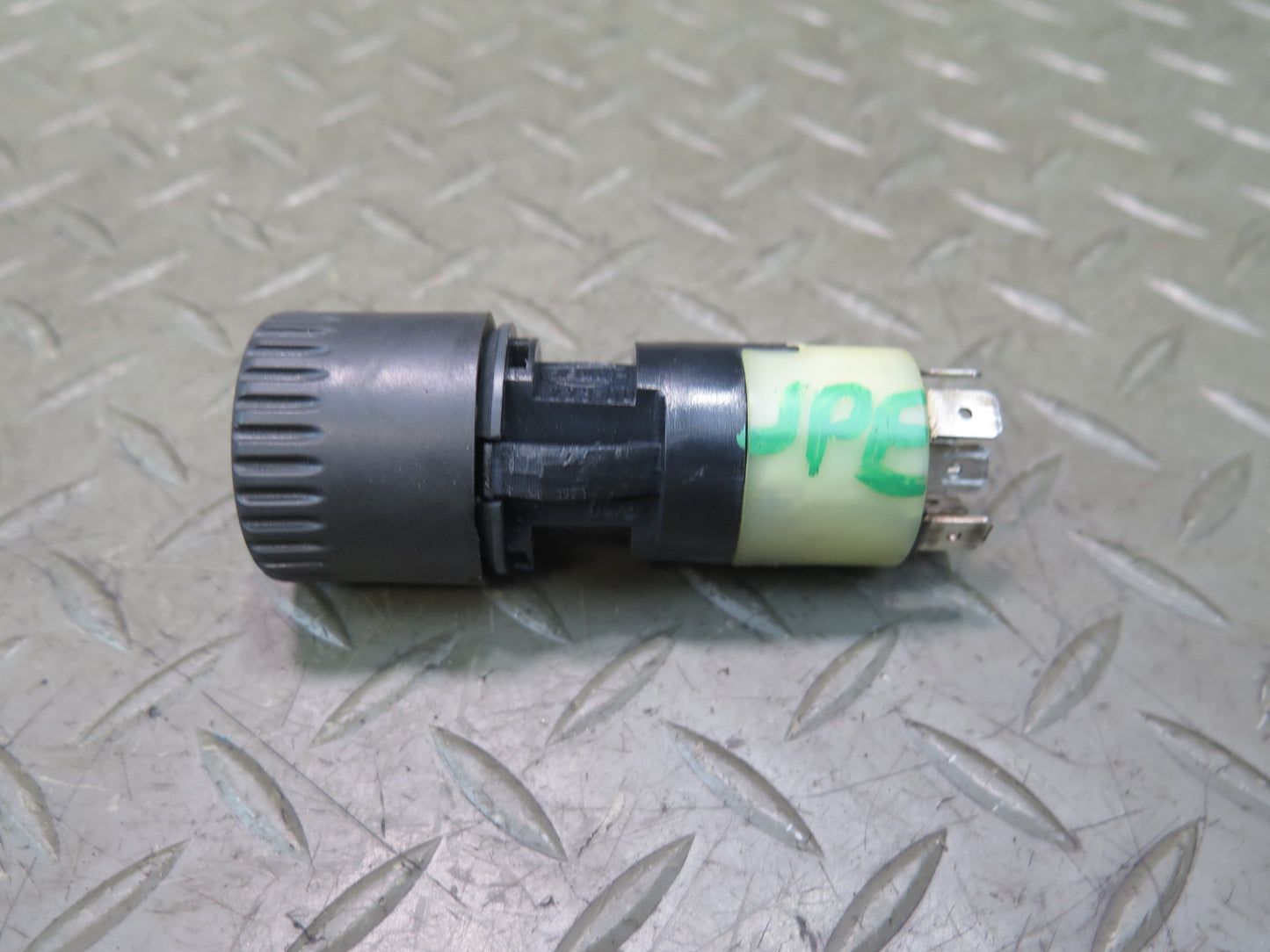 1985-1986 Porsche 928 Headlight Light Lamp Control Knob Switch 92861310300