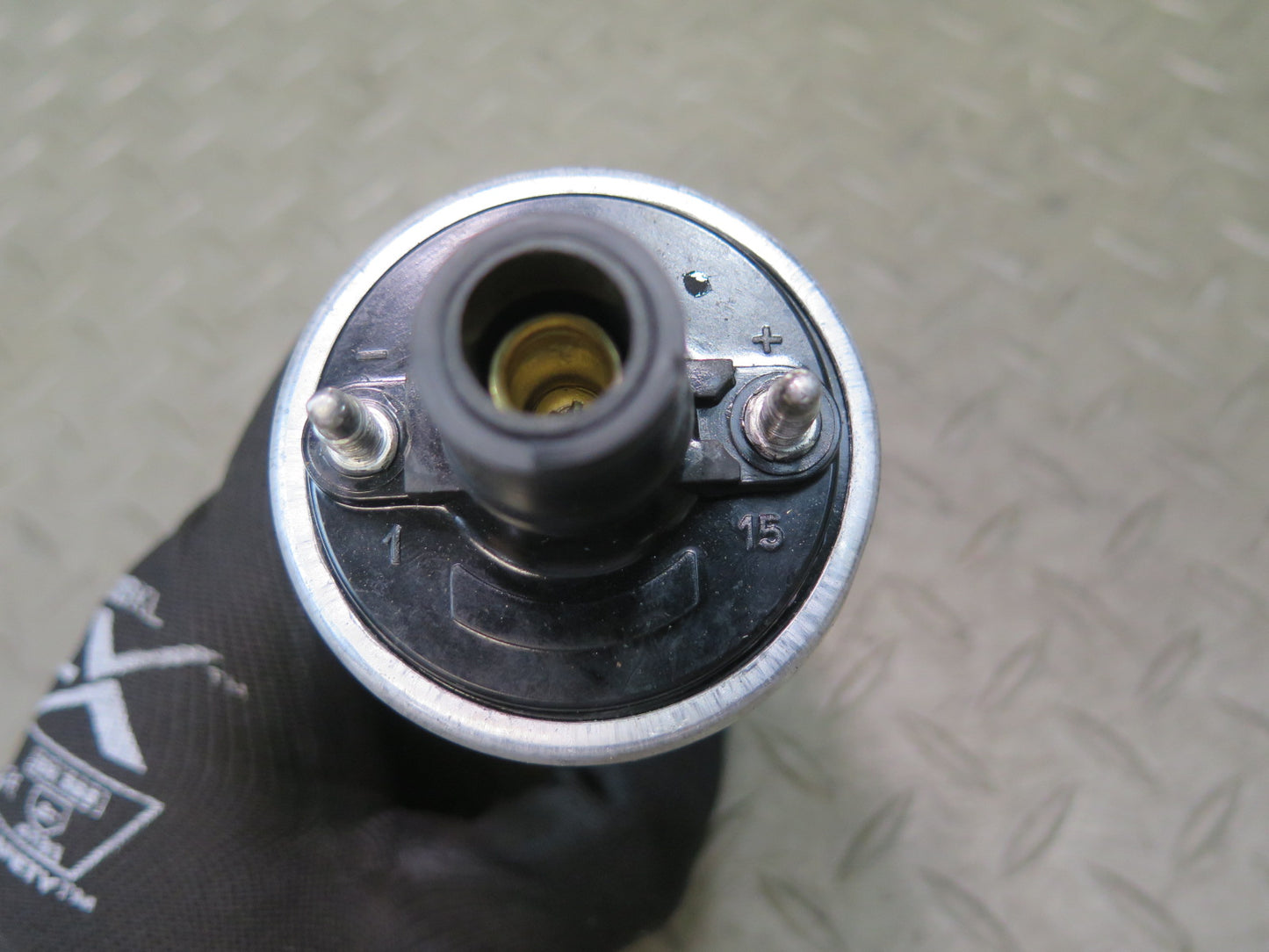 1984-1991 Porsche 928 Bosch Ignition Coil 0221118322