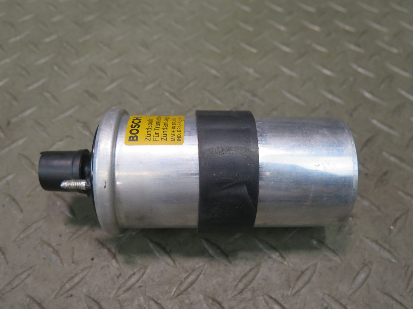 1984-1991 Porsche 928 Bosch Ignition Coil 0221118322