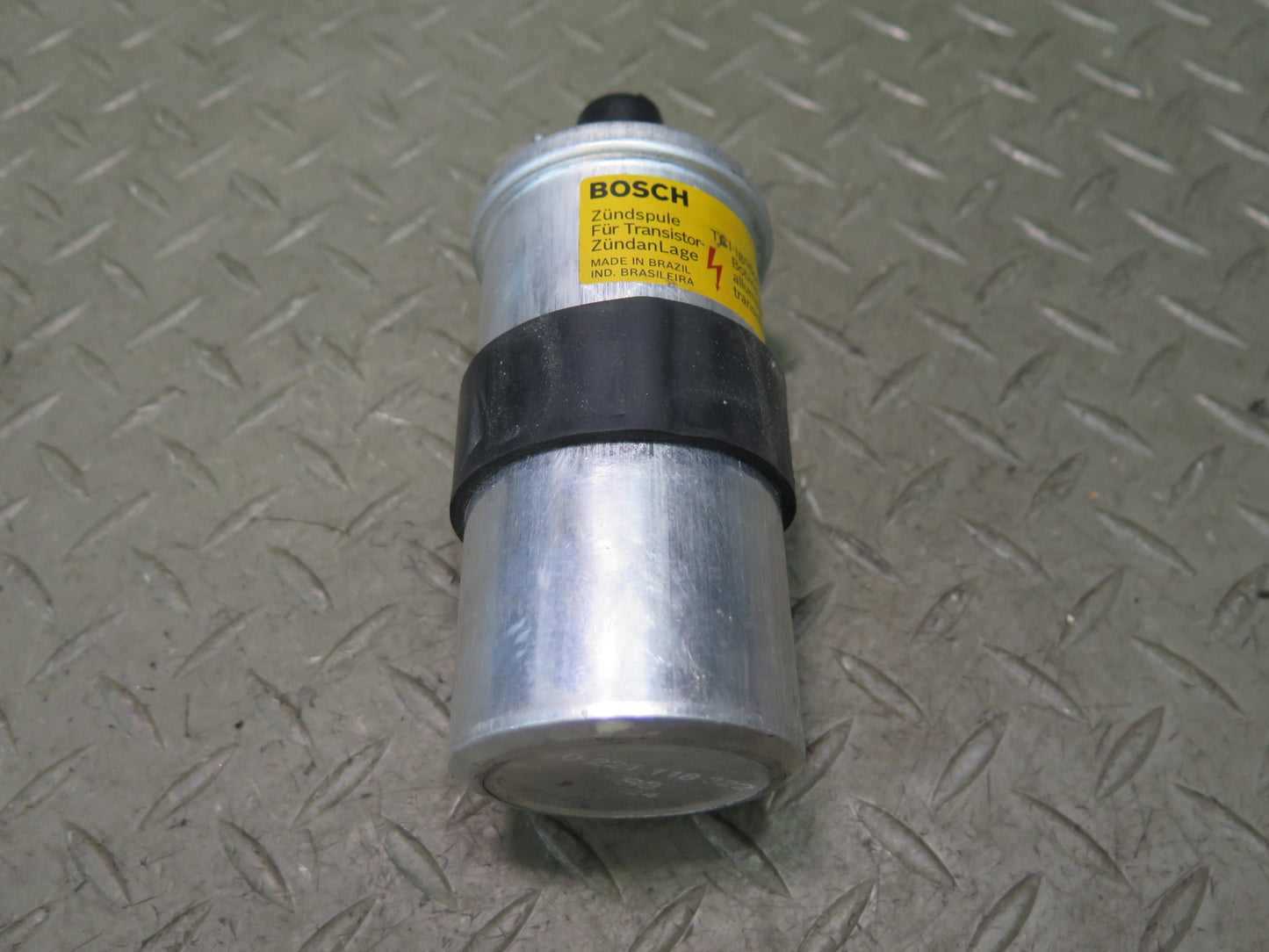 1984-1991 Porsche 928 Bosch Ignition Coil 0221118322