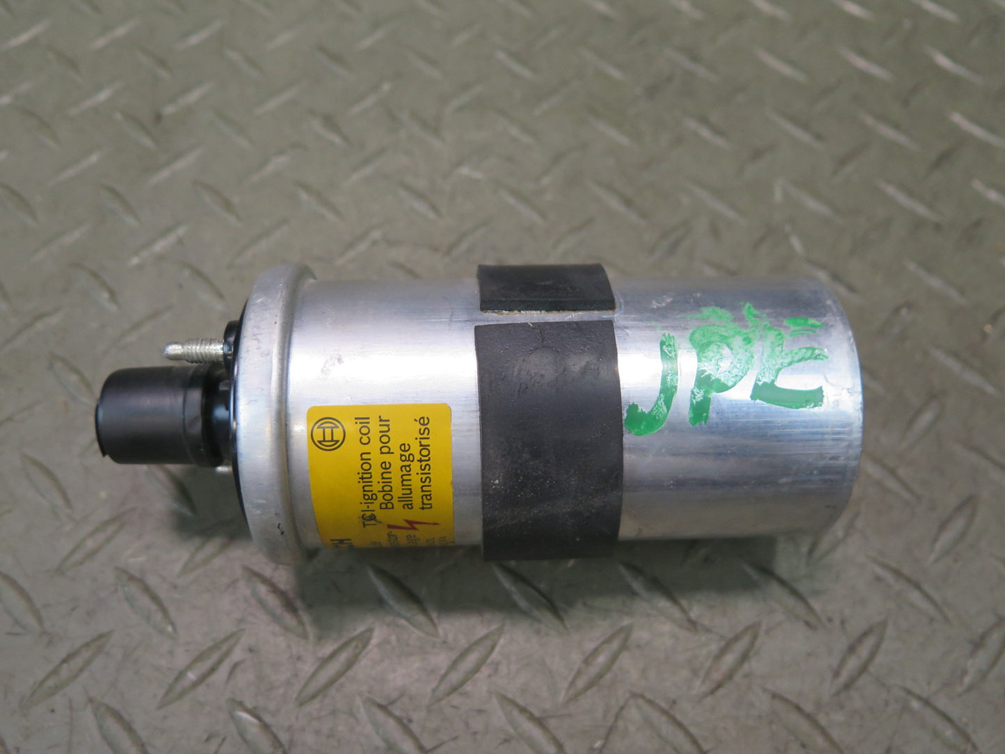 1984-1991 Porsche 928 Bosch Ignition Coil 0221118322