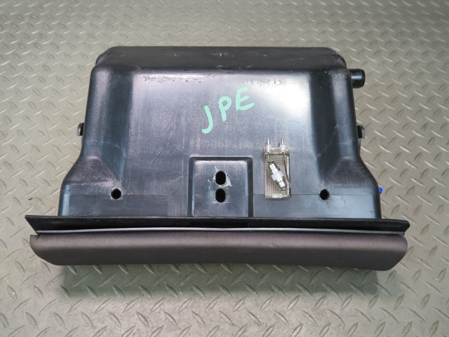 1984-1991 Porsche 928 Dash Glove Box Compartment Storage